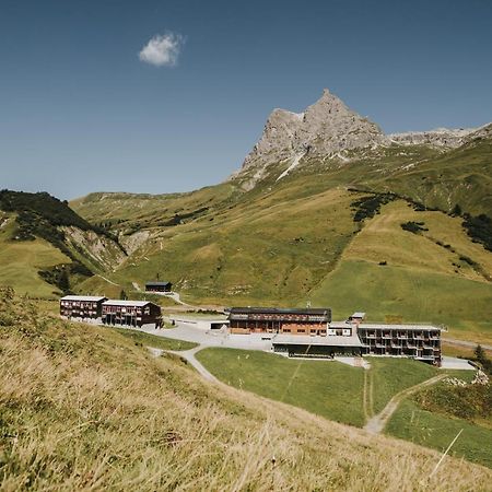 Hotel Adler Warth  Екстериор снимка