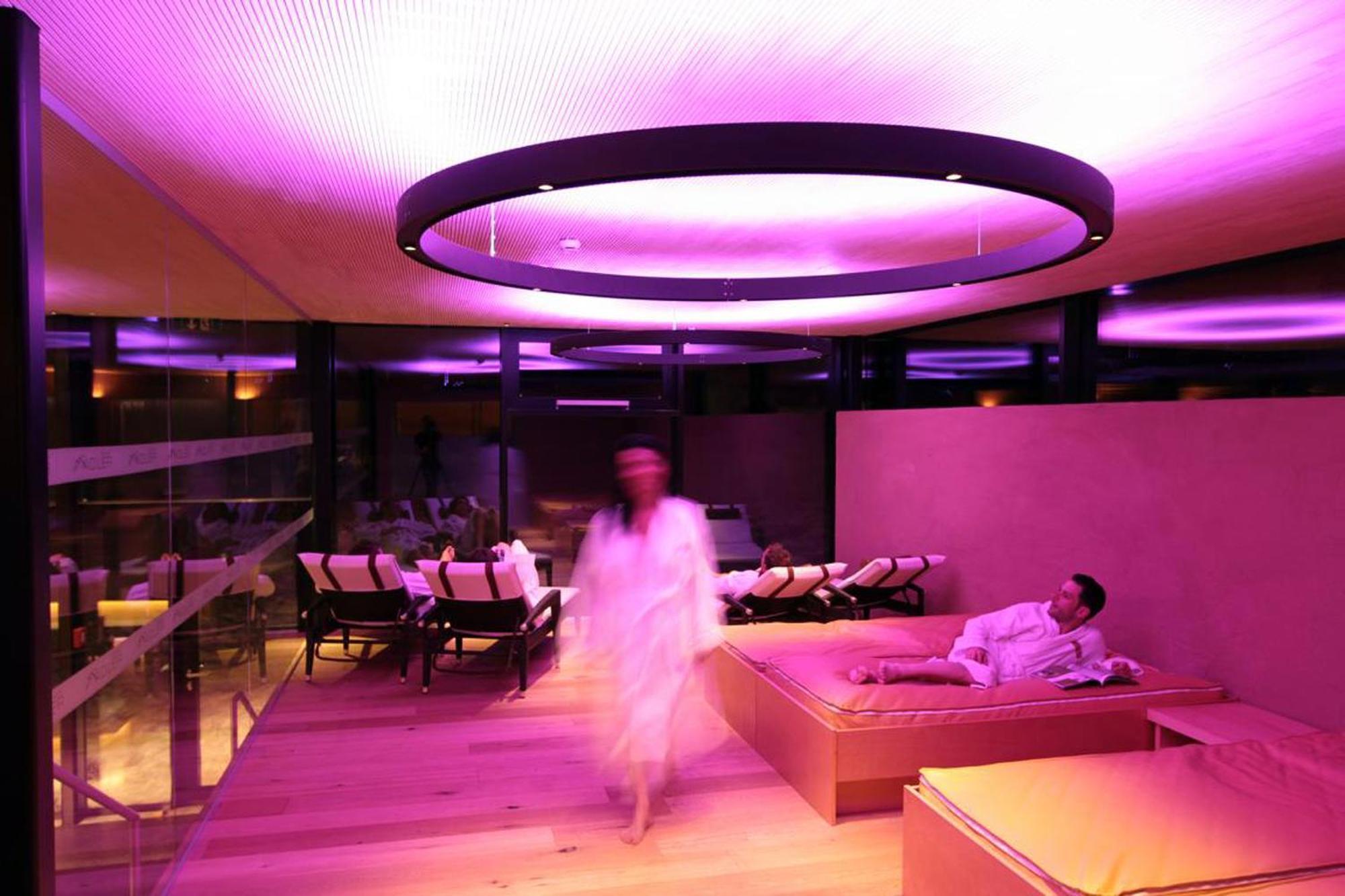 Hotel Adler Warth  Екстериор снимка