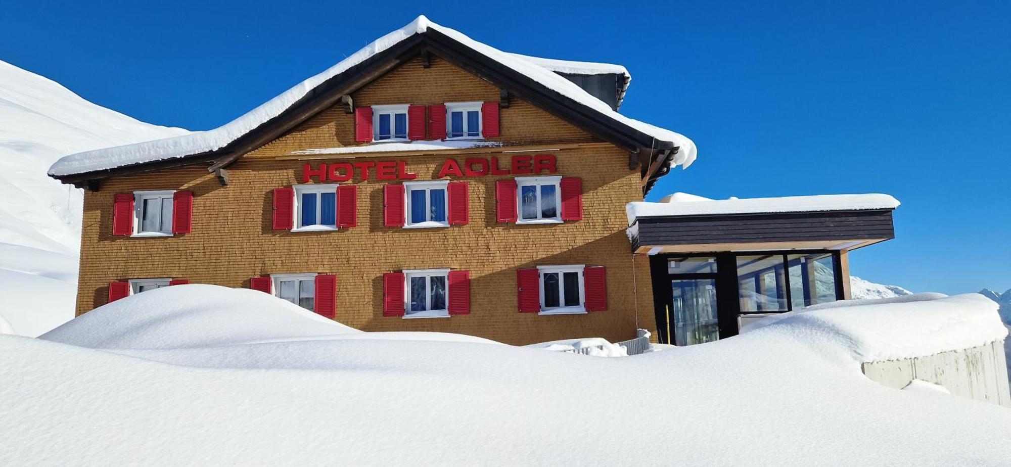 Hotel Adler Warth  Екстериор снимка